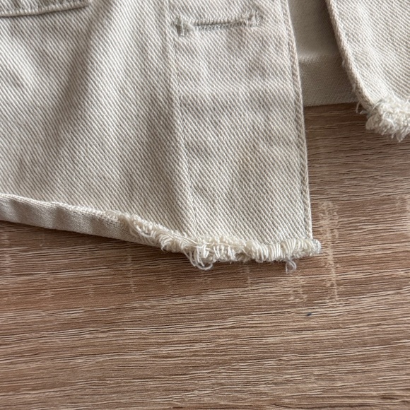 Zara Beige Cropped Jacket - Picture 3 of 4